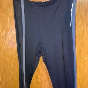 Black leggings w/grey stripe on the side